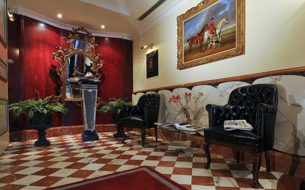 The Britannia 4* Rome