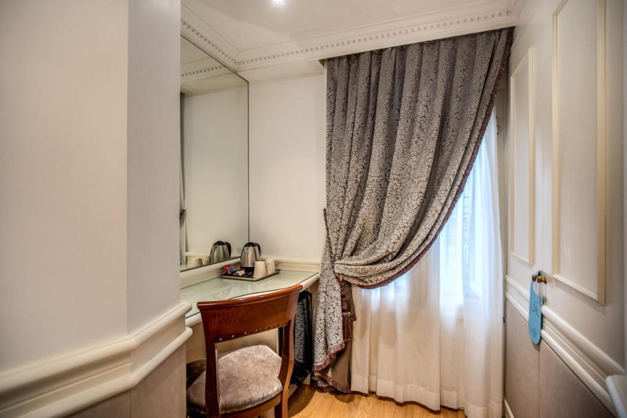 The Britannia 4* Rome